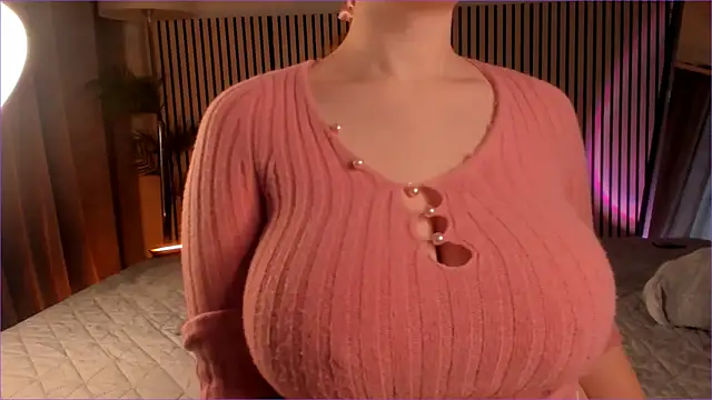 Snapshot of SonyaBabyn chatting on 02-01-26, 12:04 SonyaBabyn online show from 02-01-26, 12:04