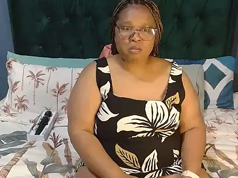 Snapshot of MISS_BLACKBERY chatting on 06-12-26, 08:52 MISS BLACKBERY online show from 06-12-26, 08:52