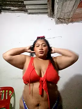 Snapshot of KITTI_HOT_ chatting on 06-12-26, 04:11 KITTI HOT online show from 06-12-26, 04:11
