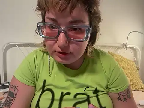 mysteradecadent online show from 06-14-26, 12:41
