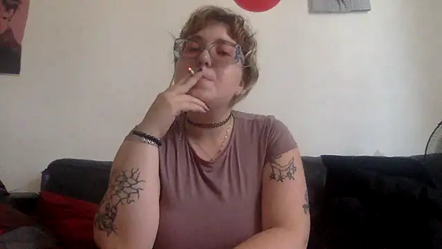 mysteradecadent online show from 06-26-26, 11:36