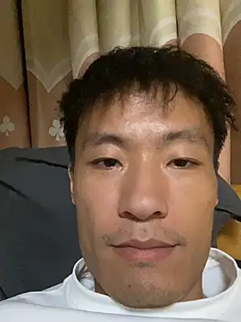 Snapshot of Mr_iphone11 chatting on 06-12-26, 01:21 Mr iphone11 online show from 06-12-26, 01:21