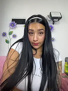 Snapshot of Celeste_1Sweet chatting on 07-11-26, 04:53 Celeste 1Sweet online show from 07-11-26, 04:53