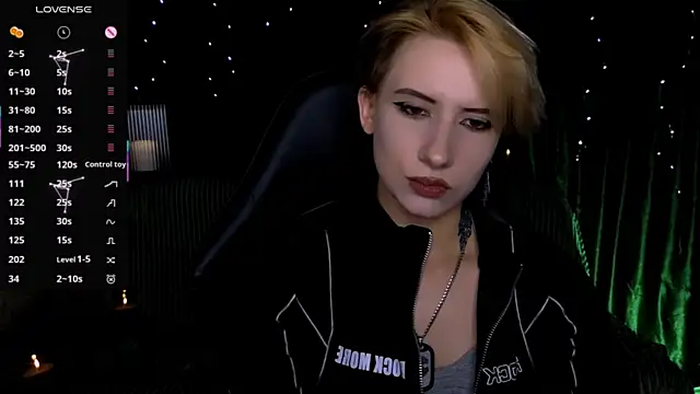 Snapshot of _Shadow_devil__ chatting on 07-28-26, 08:52 Shadow devil online show from 07-28-26, 08:52