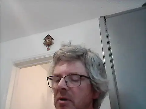 SeraphUK21 online show from 06-27-26, 08:52