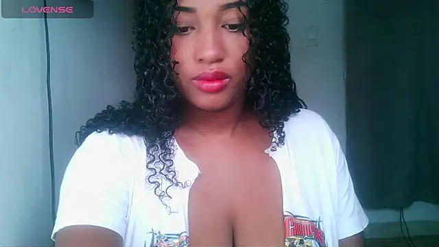Snapshot of blackytibae chatting on 07-18-26, 01:26 blackytibae online show from 07-18-26, 01:26