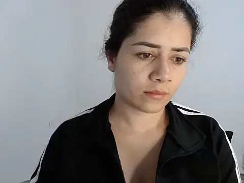 Luna zoe online show from 07-08-26, 04:22