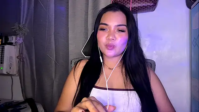 Snapshot of CecilLuddy chatting on 06-16-26, 12:41 CecilLuddy online show from 06-16-26, 12:41