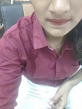 Snapshot of Ritika_jha01 chatting on 06-22-26, 04:53 Ritika jha01 online show from 06-22-26, 04:53