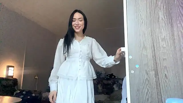 SixtaAmores online show from 06-13-26, 02:48