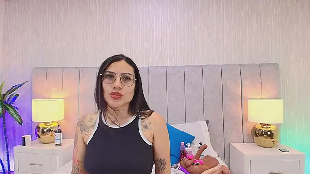 Tesalove 606 online show from 06-24-26, 04:55
