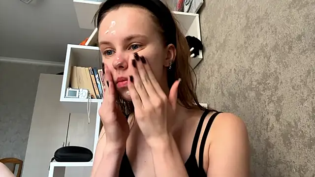 Mollybeans online show from 06-29-26, 01:11