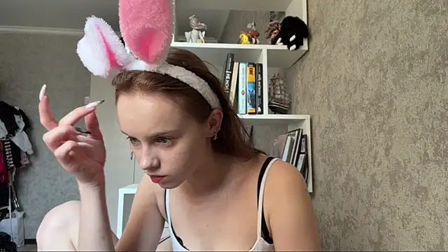 Mollybeans online show from 07-27-26, 01:18