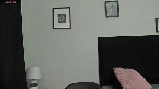 Snapshot of Sara_B chatting on 06-28-26, 05:52 Sara B online show from 06-28-26, 05:52