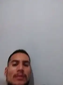 Snapshot of Xxxruben123 chatting on 06-19-26, 07:28 Xxxruben123 online show from 06-19-26, 07:28