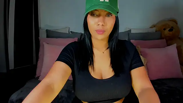 NicolePasqualott online show from 02-11-25, 07:48