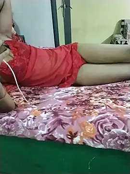 Snapshot of Unmarried_girl chatting on 06-30-26, 04:52 Unmarried girl online show from 06-30-26, 04:52