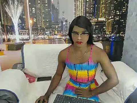 stefania bragan online show from 06-22-26, 06:16