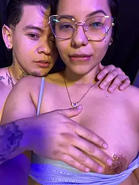 Snapshot of ColombianSexyCouple_ chatting on 07-25-26, 12:47 ColombianSexyCouple online show from 07-25-26, 12:47