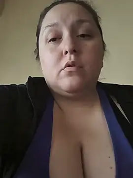solcurvytriplxx online show from 06-26-26, 08:13