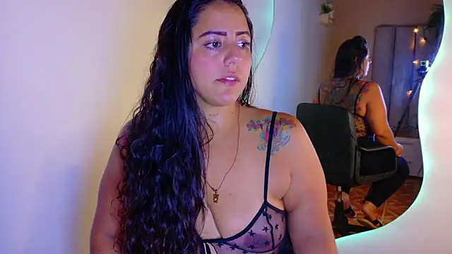 Snapshot of ShelyEvans__ chatting on 07-30-26, 12:09 ShelyEvans online show from 07-30-26, 12:09