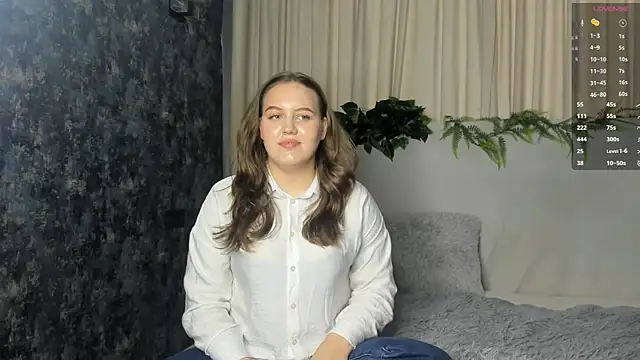 Snapshot of MissBadTiming chatting on 06-23-26, 04:05 MissBadTiming online show from 06-23-26, 04:05