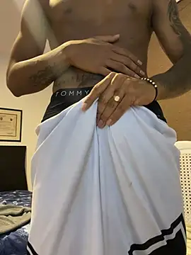 Ydiaz09 online show from 06-19-26, 03:11