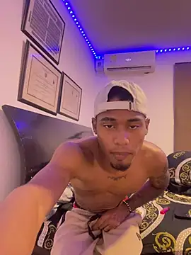 Ydiaz09 online show from 07-31-26, 04:23