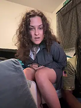 snowflakee69 online show from 07-07-26, 04:59