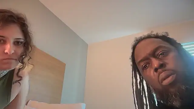 snowflakee69 online show from 07-17-26, 12:17