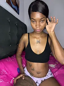 ShakiraThompss18 online show from 07-23-26, 01:20