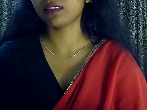 Snapshot of Flirty_taanu chatting on 06-20-26, 11:02 Flirty taanu online show from 06-20-26, 11:02