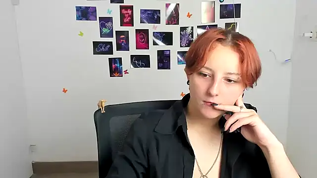 Snapshot of Dilara_Kiss_ chatting on 06-28-26, 11:16 Dilara Kiss online show from 06-28-26, 11:16