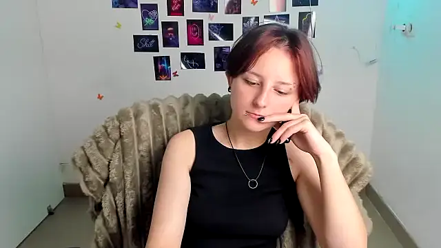 Snapshot of Dilara_Kiss_ chatting on 07-29-26, 11:25 Dilara Kiss online show from 07-29-26, 11:25
