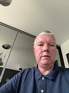 Snapshot of cumboy chatting on 06-16-26, 11:57 cumboy online show from 06-16-26, 11:57