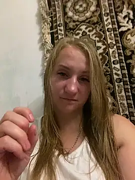 Emilia ki online show from 06-17-26, 08:43