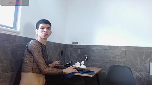 Dilan Femboy online show from 06-22-26, 02:14