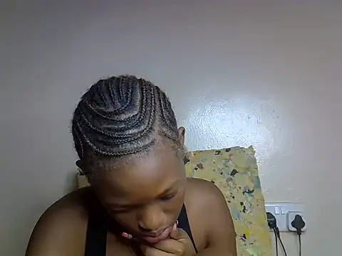 Snapshot of pretty_albright chatting on 06-24-26, 04:33 pretty albright online show from 06-24-26, 04:33