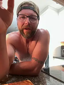 Snapshot of SamySmiles chatting on 06-18-26, 01:06 SamySmiles online show from 06-18-26, 01:06