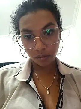 sophiagomezx online show from 07-08-26, 08:46