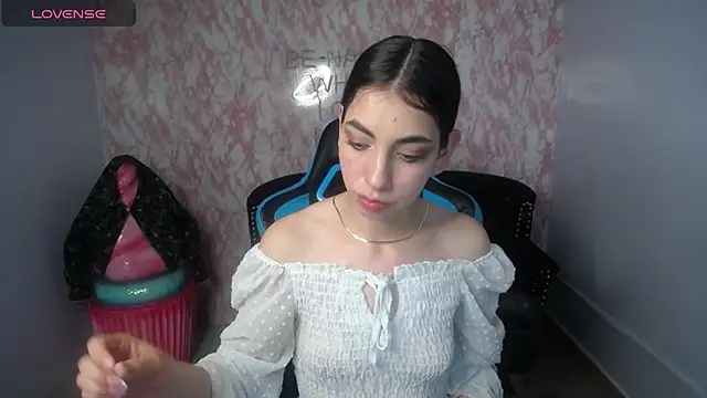 KiaraStar ch online show from 07-24-26, 08:29