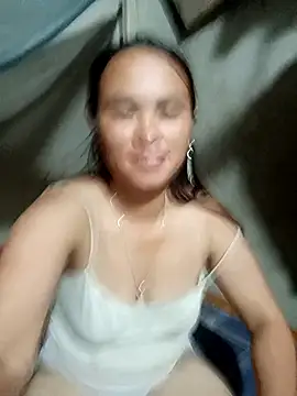 Snapshot of chychy113 chatting on 07-11-26, 03:15 chychy113 online show from 07-11-26, 03:15