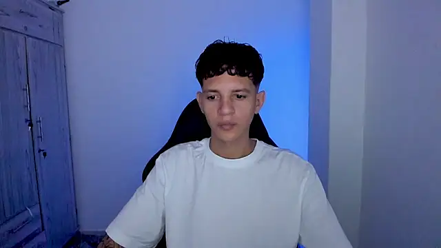 tylerrnova online show from 06-27-26, 03:22