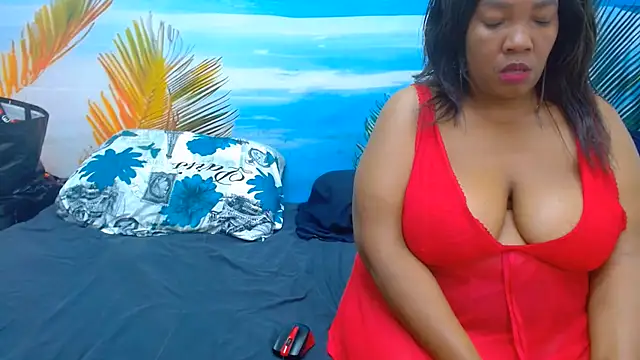 Snapshot of CURVYELEGANCExxx chatting on 07-20-26, 12:18 CURVYELEGANCExxx online show from 07-20-26, 12:18