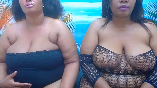 Snapshot of CURVYELEGANCExxx chatting on 08-05-26, 12:57 CURVYELEGANCExxx online show from 08-05-26, 12:57