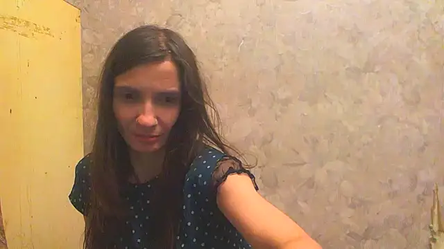 Alison Wale online show from 07-22-26, 02:09