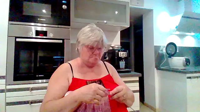 Snapshot of coquinesensuel chatting on 06-30-26, 08:32 coquinesensuel online show from 06-30-26, 08:32