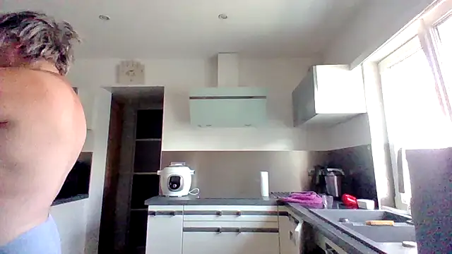 Snapshot of coquinesensuel chatting on 07-08-26, 07:13 coquinesensuel online show from 07-08-26, 07:13