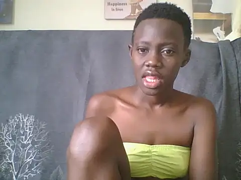 Snapshot of Tish_Leylah chatting on 07-05-26, 06:31 Tish Leylah online show from 07-05-26, 06:31