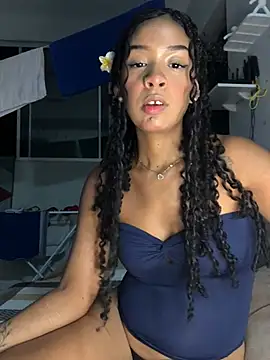Snapshot of lilly_safadinha chatting on 07-07-26, 10:47 lilly safadinha online show from 07-07-26, 10:47